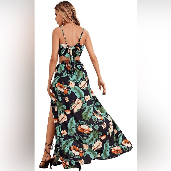 Tie Back Tropical Cami Top and Split Thigh Skirt Set - Picture 2 of 5